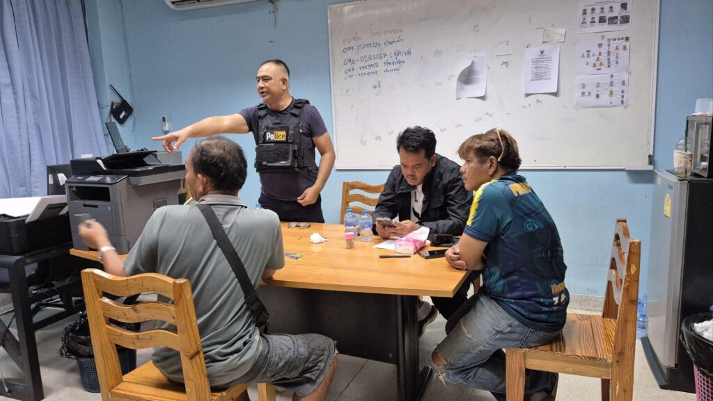 ตำรวจ, ชลบุรี, ปฏิบัติการ, จับกุม, ผู้นำแก๊งขโมยจักรยานยนต์, อายุ 17 ปี