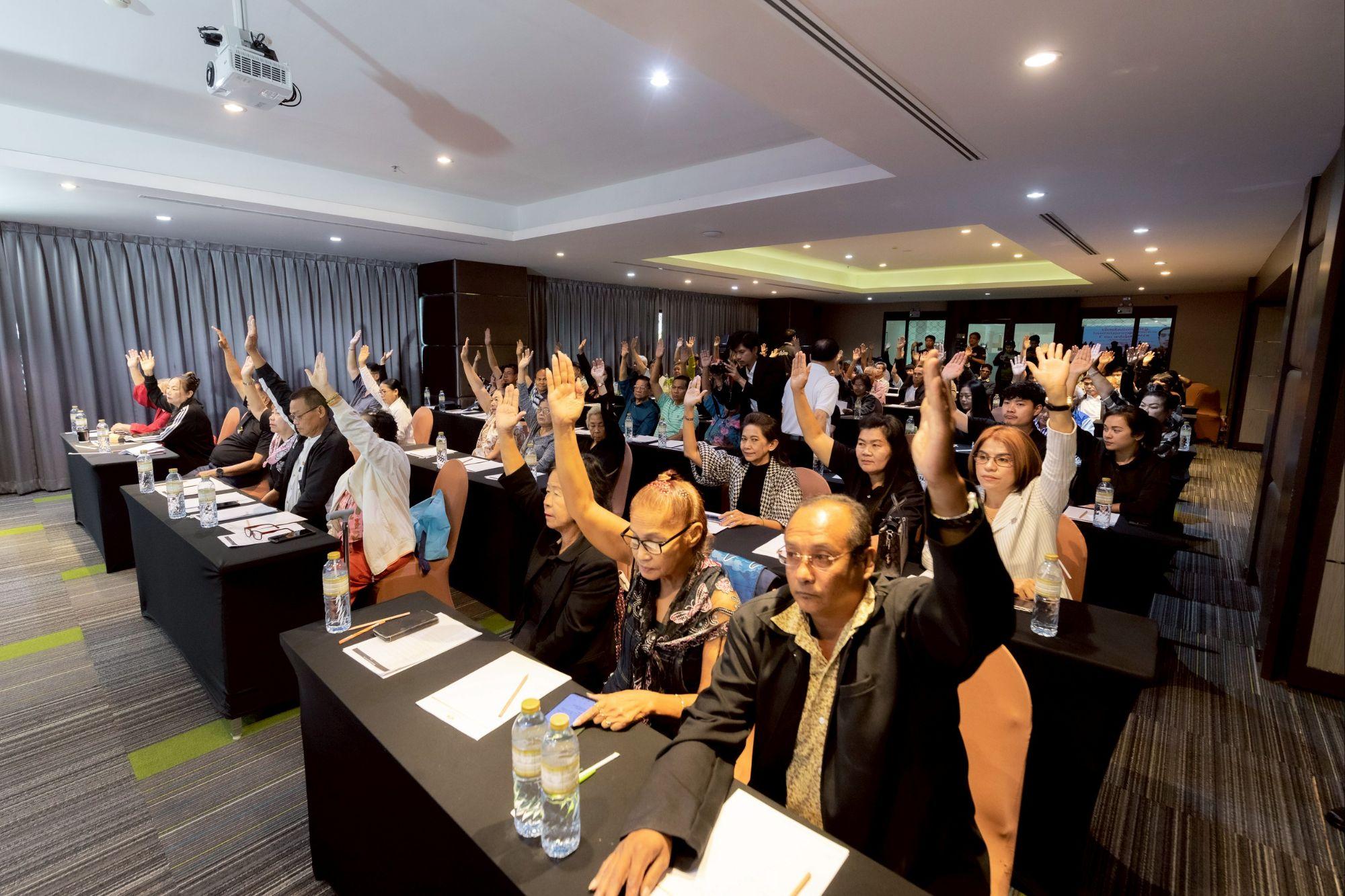 พรรคเพื่อไทย, ชลบุรี, เลือกตั้งทั่วไป, โหวตปฐมภูมิ, 10 เขตเลือกตั้ง